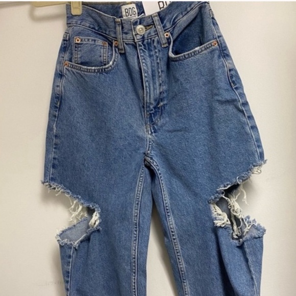 SLASHED CUT OUT STRAIGHT LEG JEANS - Picture 4 of 8